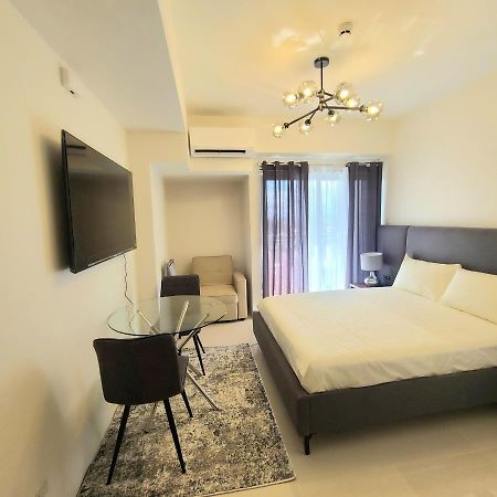 Inspiria Condo Free Airport Pickup For 3 Nights Stay Or More Davao Bagian luar foto