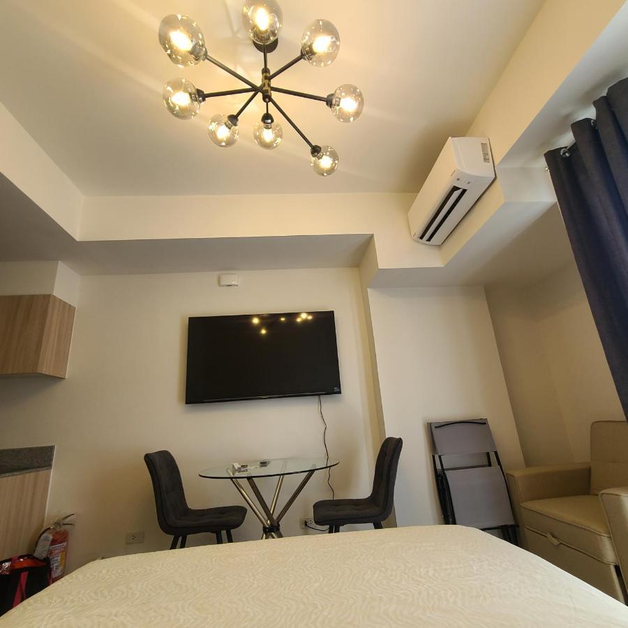 Inspiria Condo Free Airport Pickup For 3 Nights Stay Or More Davao Bagian luar foto