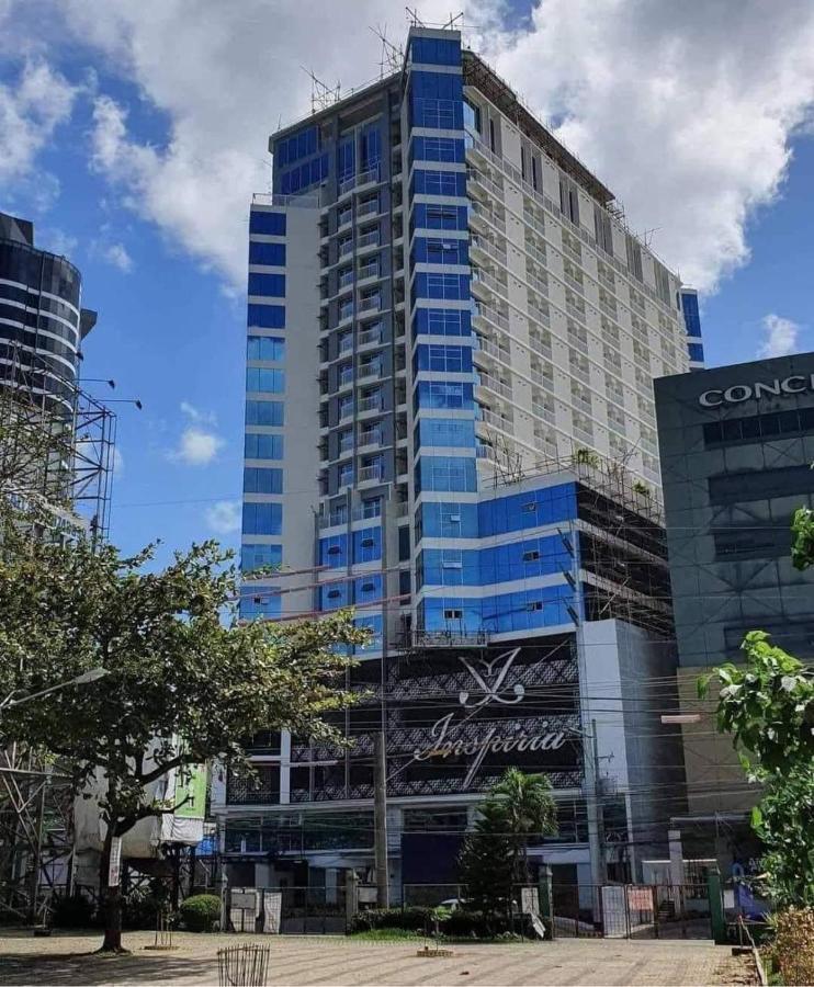 Inspiria Condo Free Airport Pickup For 3 Nights Stay Or More Davao Bagian luar foto